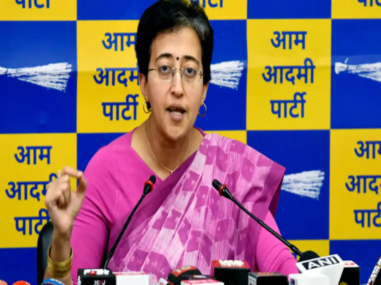 ‘निर्वाचन आयोग क्या BJP का सहायक संगठन है ?’,चुनाव आयोग के नोटिस पर बोलीं AAP नेता आतिशी,BJP के लिए कही बड़ी बात