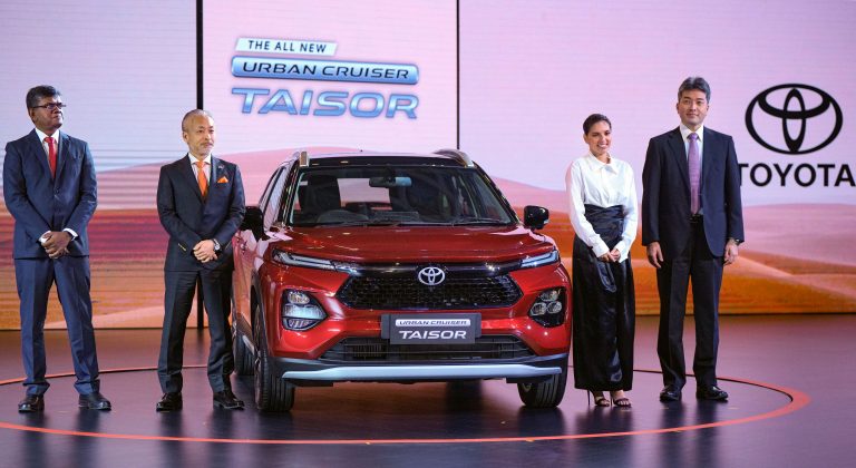 Toyota Taisor Launched: टोयोटा ने लॉन्च की अपनी सबसे सस्ती कॉम्पैक्ट SUV,जानें इसकी कीमत और फीचर्स