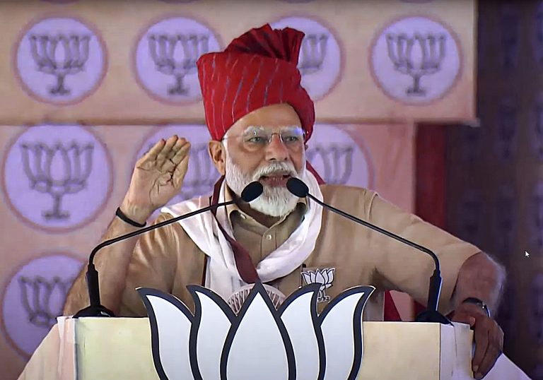 PM Modi In Churu: ”नया भारत घर में घुसकर मारता है”,चूरू की चुनावी सभा में बोले PM मोदी,विपक्ष पर जमकर बोला हमला,पढ़ें भाषण की बड़ी बातें