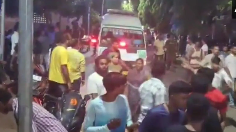 Odisha Fire: पुरी में भगवान जगन्नाथ की चंदन यात्रा उत्सव के दौरान पटाखों के ढेर में धमाका, 15 लोग झुलसे,CM नवीन पटनायक ने हादसे पर जताया दुख