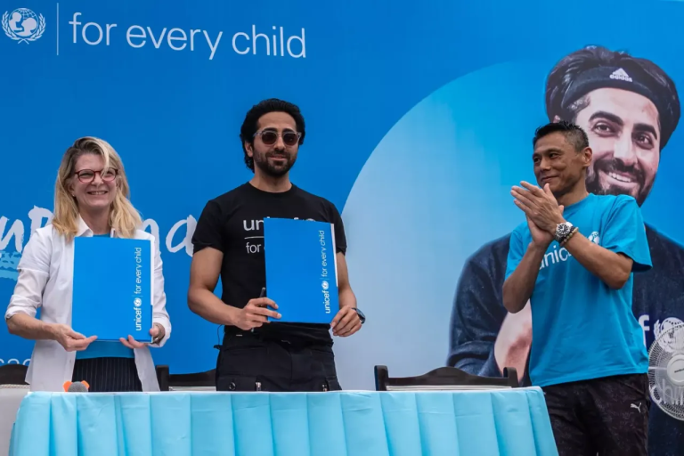 Ayushmann Khurrana ने यूनिसेफ मुख्यालय का किया दौरा,विश्व टीकाकरण सप्ताह पर वैश्विक अभियान के लिए वीडियो किया शूट