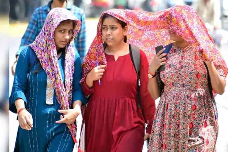 Rajasthan Weather Update : राजस्थान में भीषण गर्मी ने तोड़े सारे रिकॉर्ड,तापमान पहुंचा 50 डिग्री के पार,इस बीच मौसम विभाग ने जारी किया ये अलर्ट