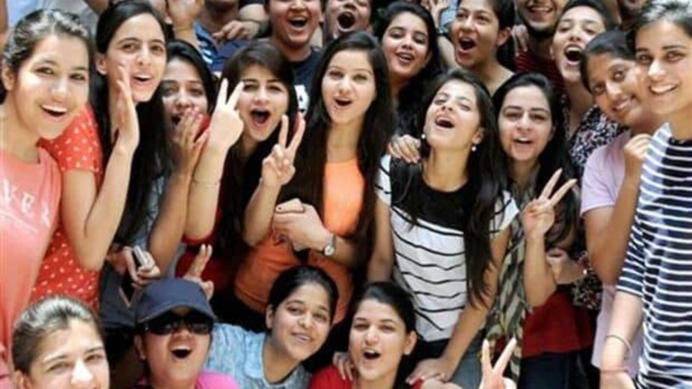 RBSE Rajasthan Board 10th Result 2024: राजस्थान बोर्ड 10वीं का परिणाम जारी, कुल 93.03% छात्र पास,लड़कियां रही लड़कों से आगे,चेक करें अपना रिजल्ट
