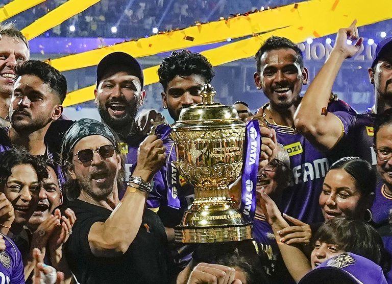 KKR Vs SRH Final : केकेआर ने तीसरी बार अपने नाम किया IPL का खिताब,फाइनल में सनराइजर्स हैदराबाद को रौंदा,जानें अब तक किस टीम ने कितनी बार जीता खिताब ?