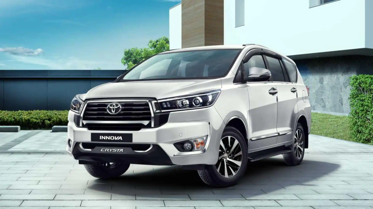 Toyota April Sales : टोयोटा की कारों की बिक्री अप्रैल में 32 प्रतिशत बढ़ी,20,494 यूनिट्स बेची