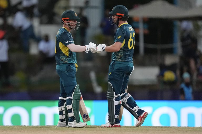AUS VS BAN,T20 World Cup: ऑस्ट्रेलिया ने डकवर्थ लुईस नियम से बांग्लादेश को 28 रन से रौंदा,पैट कमिंस ने ली हैट्रिक,डेविड वार्नर ने नाबाद 53 रन बनाए