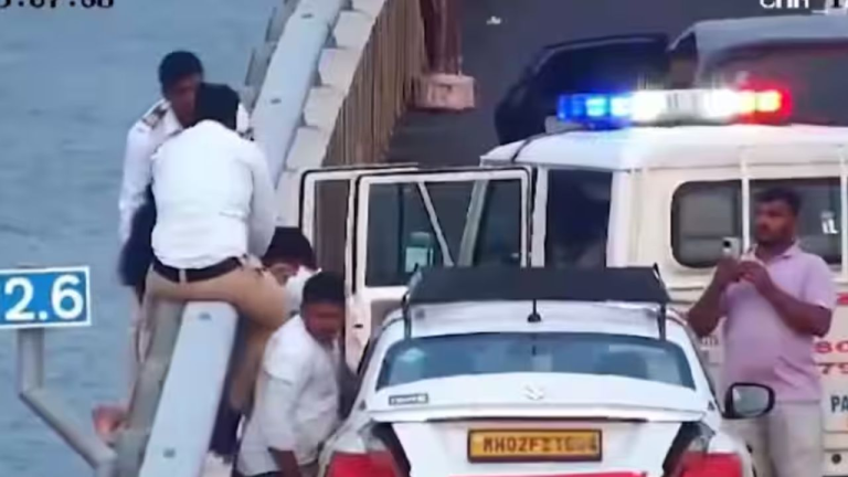 अटल सेतू से समुद्र में कूदकर जान देना चाहती थी महिला, टैक्सी चालक, पुलिस की मुस्तैदी से बच गई जान, देखें Video