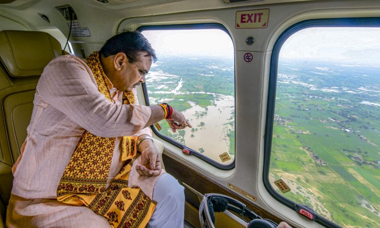 राजस्थान में भारी बारिश के चलते कई जिलों में बाढ़ जैसे हालात, CM भजनलाल ने दौसा, करौली, भरतपुर के अतिवृष्टि प्रभावित क्षेत्रों का किया हवाई सर्वेक्षण