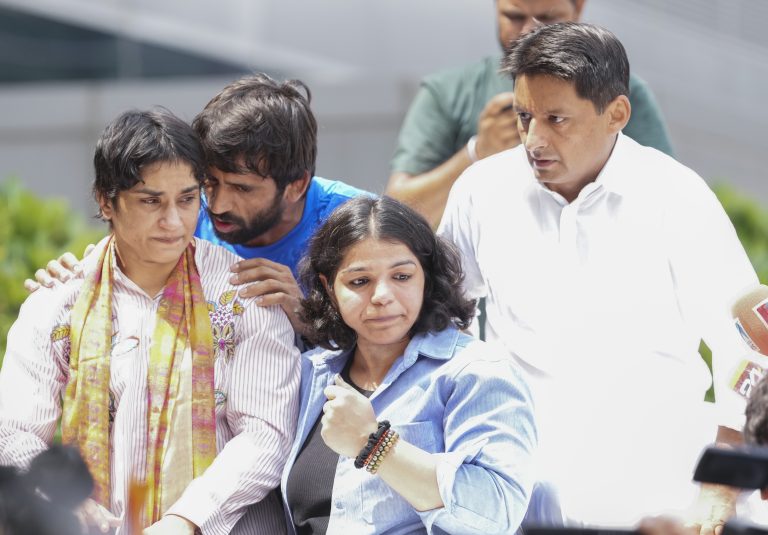 Vinesh Phogat: ‘हमारी लड़ाई जारी रहेगी, सच्चाई की जीत होगी’, पेरिस से भारत लौटने पर बोलीं विनेश फोगाट, कुश्ती में वापसी पर कही ये बात