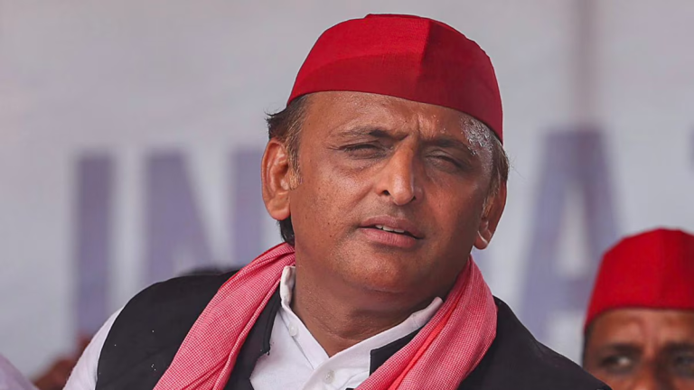 Bharat Bandh का सपा प्रमुख अखिलेश यादव ने किया समर्थन, बोले- ‘बेलगाम सरकार पर लगाम लगाते हैं जन आंदोलन’, जानिए और क्या कहा ?