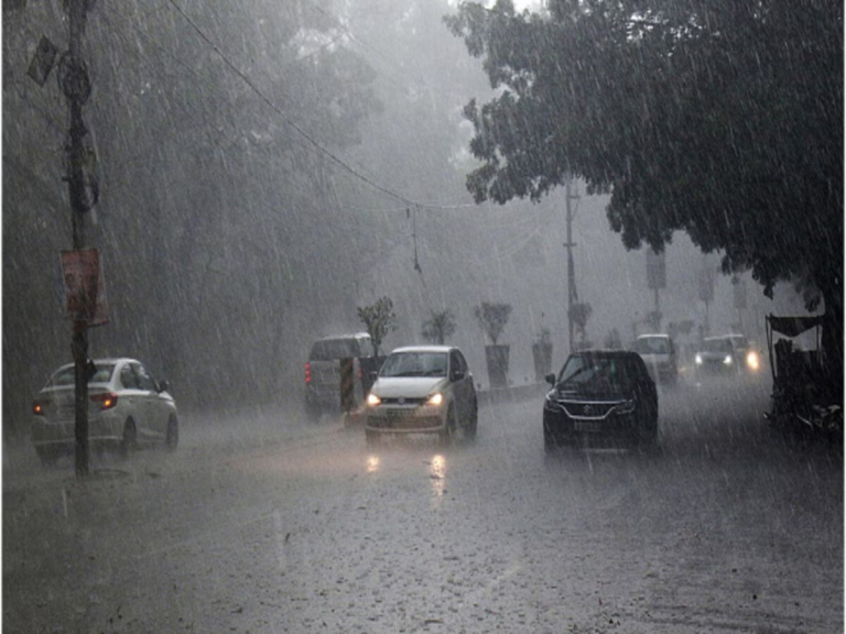 Rajasthan Weather Update: राजस्थान के इन जिलों में सप्ताह भर जारी रहेगा बारिश का दौर, IMD ने जारी किया अलर्ट