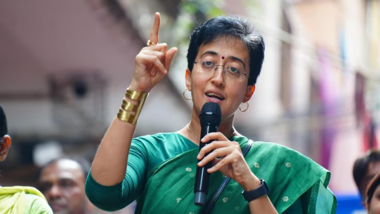 Atishi Marlena Delhi CM: आतिशी होंगी दिल्ली की नई मुख्यमंत्री, अरविंद केजरीवाल ने नाम का प्रस्ताव रखा