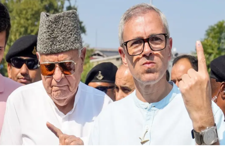 Jammu Kashmir Election Result: NC की प्रचंड जीत के बाद फारूक अब्दुल्ला का ऐलान, ‘उमर अब्दुल्ला होंगे जम्मू-कश्मीर के मुख्यमंत्री ‘