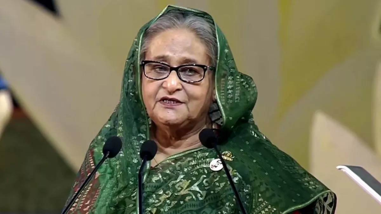 Sheikh Hasina Warrant: शेख हसीना के खिलाफ अरेस्ट वारंट जारी, 18 नवंबर तक पेश करने का आदेश, क्या पूर्व PM को वापस भेजेगा भारत ?