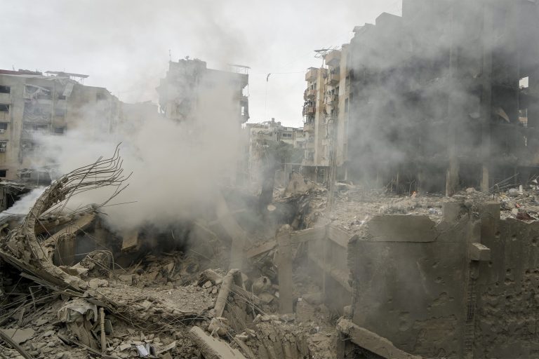 Israel Strikes Beirut :  बेरूत पर हमले में हिजबुल्ला के एक शीर्ष कमांडर सुहैल हुसैनी को मारा गिराया, इजराइली सेना ने किया दावा