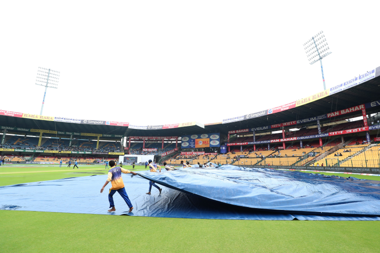 IND vs NZ 1st Test: बारिश की भेंट चढ़ा पहले दिन का खेल, टॉस तक नहीं हो सका, अब दूसरे दिन इतने बजे से खेला जाएगा मैच