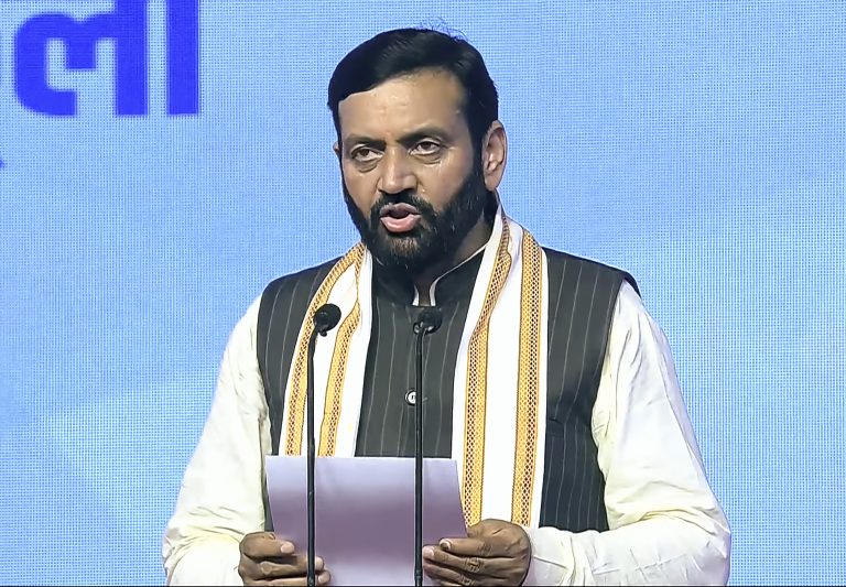 Nayab Singh Saini Oath Ceremony: नायब सिंह सैनी ने दूसरी बार ली हरियाणा के CM पद की शपथ, जानें कौन- कौन बना मंत्री ?