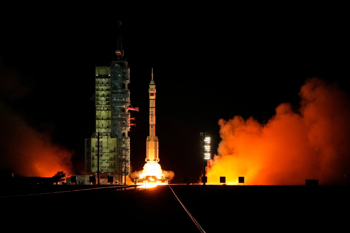 shenzhou 19 launch