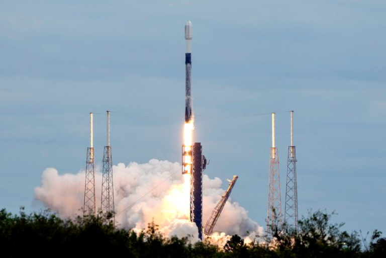 SpaceX ने ISRO के नए उपग्रह GSAT-N2 का किया सफलता पूर्वक प्रक्षेपण, जानें इससे क्या होगा फायदा ?
