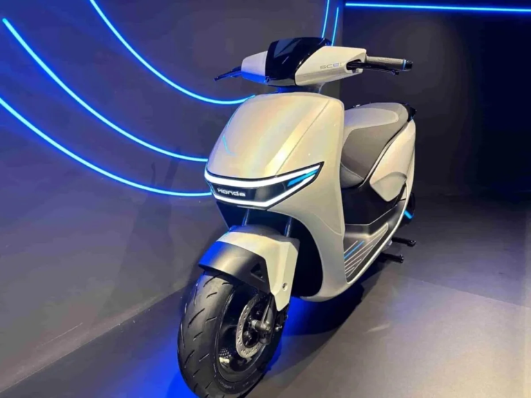 Honda Activa EV: होंडा एक्टिवा इलेक्ट्रिक इस तारीख को होगा लॉन्च, सिंगल चार्ज में चलेगा 104 KM, देखें वीडियो