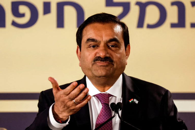 Adani Group के CFO ने अमेरिका में लगे आरोपों पर दी सफाई, कहा- ‘अडानी ग्रुप की 11 कंपनियों में किसी पर कोई आरोप नहीं, विस्तृत अध्ययन के बाद देंगे जवाब