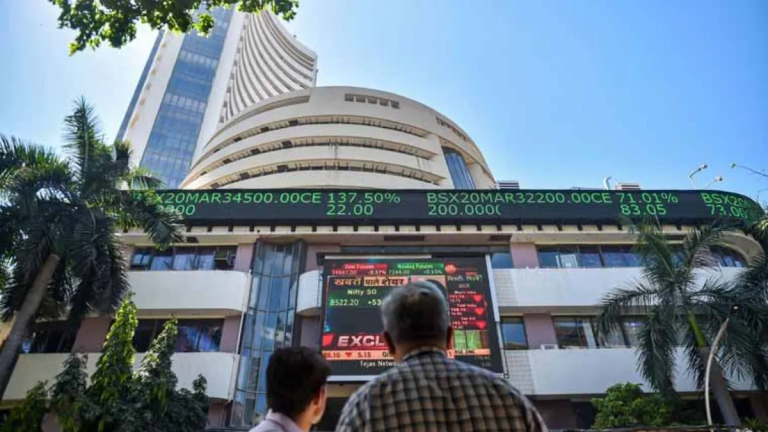 Stock Market Today: शेयर बाजार गिरावट के साथ खुला, Sensex 468 अंक फिसला, Nifty 23,400 के नीचे, अडानी ग्रुप के शेयर धड़ाम