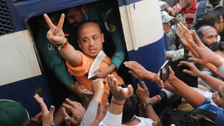 Bangladesh: चिन्मय कृष्ण दास की ओर से कोई वकील नहीं हुआ पेश, अब 1 महीने बाद होगी मामले पर सुनवाई