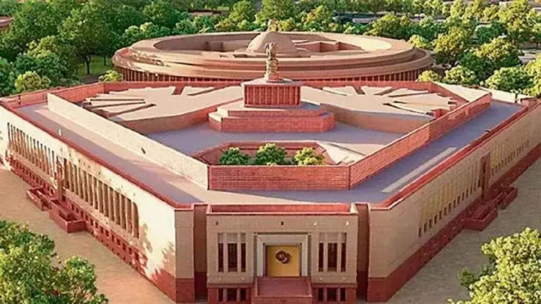 Parliament Winter Session: अडानी समेत विभिन्न मुद्दों पर विपक्ष का हंगामा, लोकसभा और राज्यसभा की कार्यवाही दिनभर के लिए स्थगित