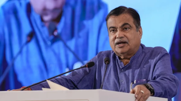 Nitin Gadkari: केंद्रीय मंत्री नितिन गडकरी का बड़ा बयान, बोले-‘खराब सड़क बनाना गैर-जमानती अपराध बनाया जाना चाहिए, जिम्मेदारों को हो जेल’