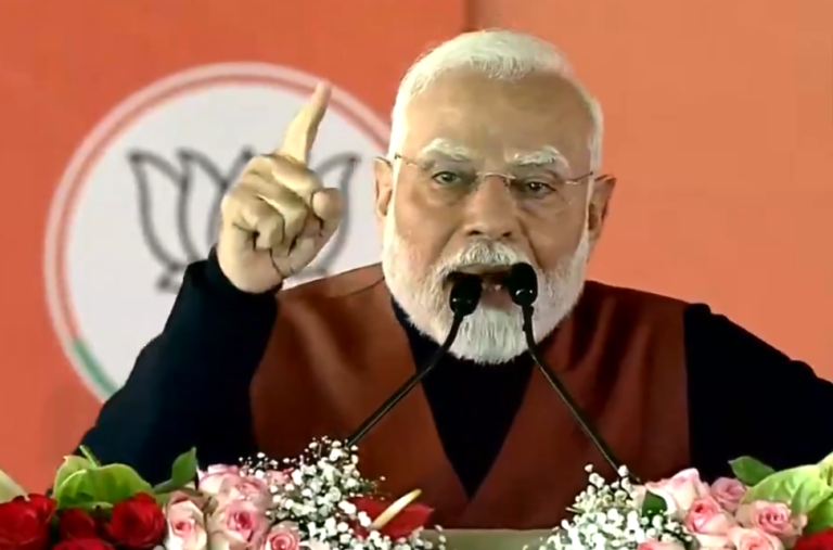 Delhi Elections: बीजेपी की परिवर्तन रैली में जमकर बरसे पीएम मोदी, आप पर जमकर किया प्रहार, बोले-‘ ये कितने बड़े झूठे हैं. इसका उदाहरण इनका शीशमहल है’