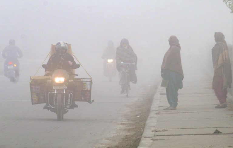 Rajasthan Weather Update: राजस्थान के कई इलाकों में बढ़ा तापमान, कड़ाके की सर्दी से मिली राहत, इस बीच IMD ने यहां जारी किया बारिश का अलर्ट