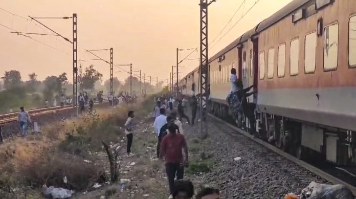 Jalgaon Train Accident