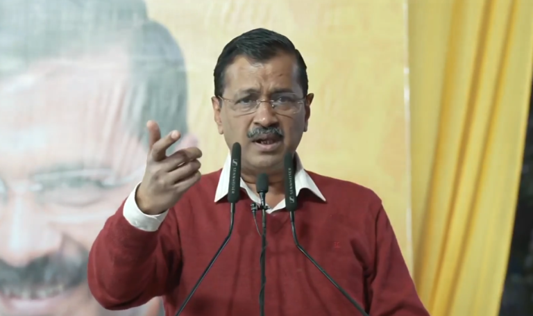 Delhi Elections 2025: यमुना के पानी जहर वाले बयान पर फंसे अरविंद केजरीवाल, चुनाव आयोग ने पूछे कई सवाल, कल तक मांगा जवाब