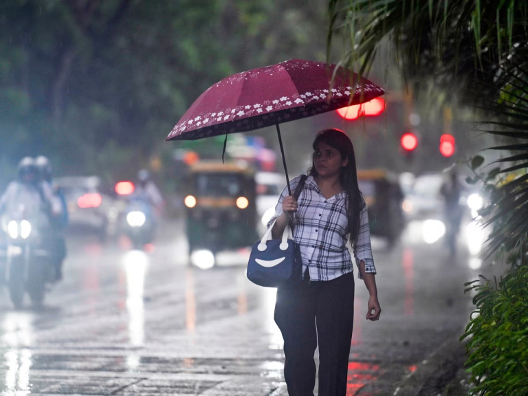 Rajasthan Weather: राजस्थान के कुछ जिलों में आज और कल हो सकती है बारिश, मौसम विभाग ने जारी किया अलर्ट