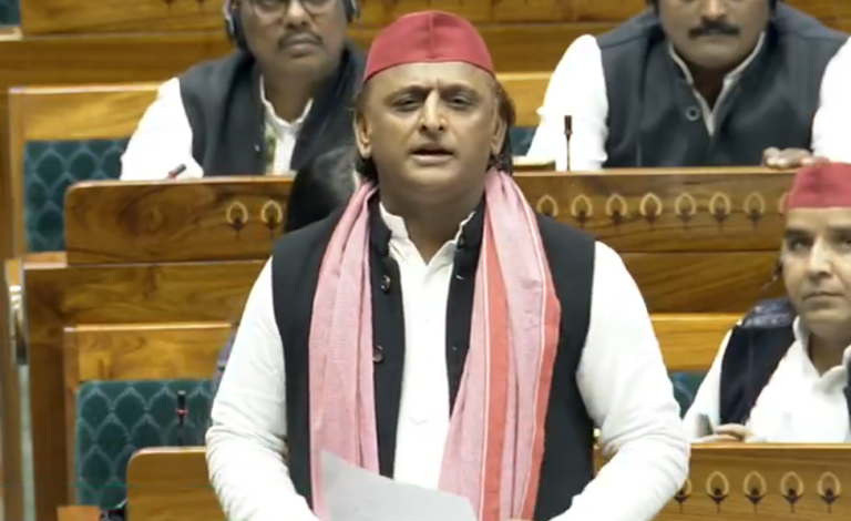 Parliament Budget Session: डिजिटल महाकुंभ की बात करने वाले मृतकों की डिजिट नहीं दे पा रहे, संसद में जमकर बरसे अखिलेश यादव, कांग्रेस को भी सुना दिया, पढ़ें क्या-क्या बोले सपा सुप्रीमो