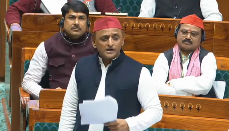 Parliament Budget Session:’चांद पर पहुंचने का क्या फायदा जब जमीन की समस्याएं नहीं दिखती हों’, संसद में बोले अखिलेश यादव, वित्त मंत्री के बयान का जिक्र कर कसा तंज