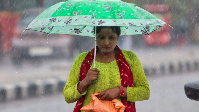 Rajasthan Weather Update: पश्चिमी विक्षोभ के कारण प्रदेश में फिर बदला मौसम, IMD ने इन जिलों के लिए जारी किया येलो अलर्ट