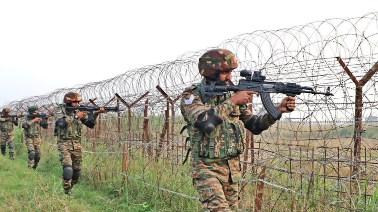 Ceasefire Violation:  पाकिस्तान ने छठे दिन किया सीजफायर का उल्लंघन , जम्मू कश्मीर के 4 जिलों में LoC, अंतरराष्ट्रीय सीमा पर की गोलीबारी