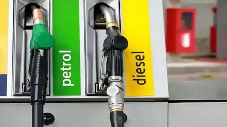 Petrol Diesel Price: पेट्रोल-डीजल पर बढ़ी एक्साइज ड्यूटी, जानें क्या आम जनता पर पड़ेगा इसका असर  ?
