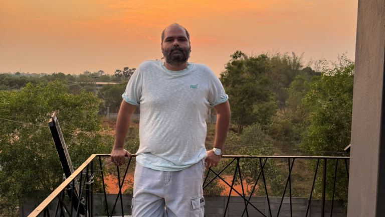 Kunal Kamra: कॉमेडियन कुणाल कामरा की याचिका पर बॉम्बे हाईकोर्ट में सुनवाई, कोर्ट ने पुलिस और शिवसेना विधायक को नोटिस किया जारी
