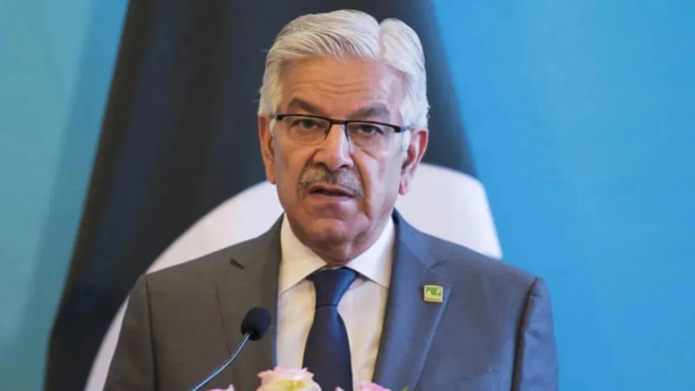 India Pakistan Ceasefire: सीजफायर के बाद किन तीन मुद्दों पर भारत से बातचीत करना चाहता है पाकिस्तान, पाकिस्तान के रक्षा मंत्री ख्वाजा आसिफ ने बताया