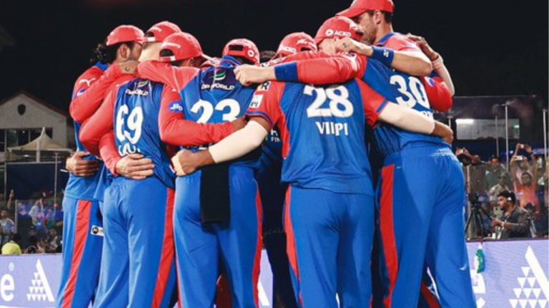IPL 2025: दिल्ली कैपिटल्स की प्लेऑफ की उम्मीदों को बड़ा झटका, IPL खेलने वापस नहीं आएगा ये स्टार गेंदबाज, डुप्लेसिस की वापसी पर भी संशय