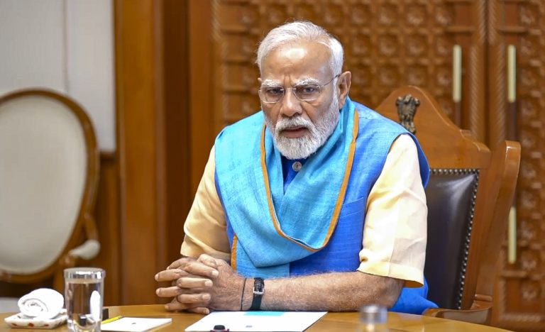 India Pakistan Tension: बढ़ते तनाव के बीच मोदी सरकार का सख्त संदेश, भविष्य में किसी भी आतंकी कार्रवाई को ‘एक्ट ऑफ वॉर मानेगा’ भारत