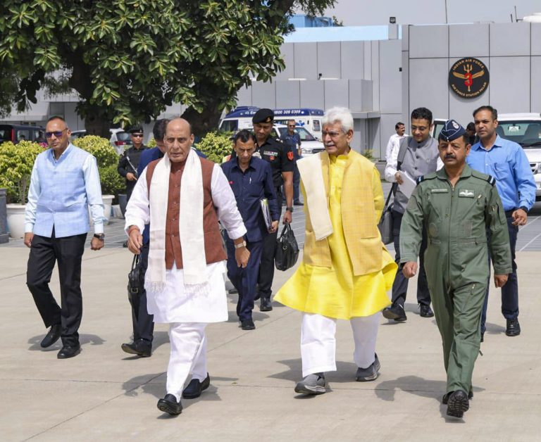 Rajnath Singh Jammu kashmir Visit: ‘ऑपरेशन सिंदूर’ और भारत पाक सीजफायर के बाद पहली बार राजनाथ सिंह पहुंचे श्रीनगर , सुरक्षा हालात की करेंगे समीक्षा