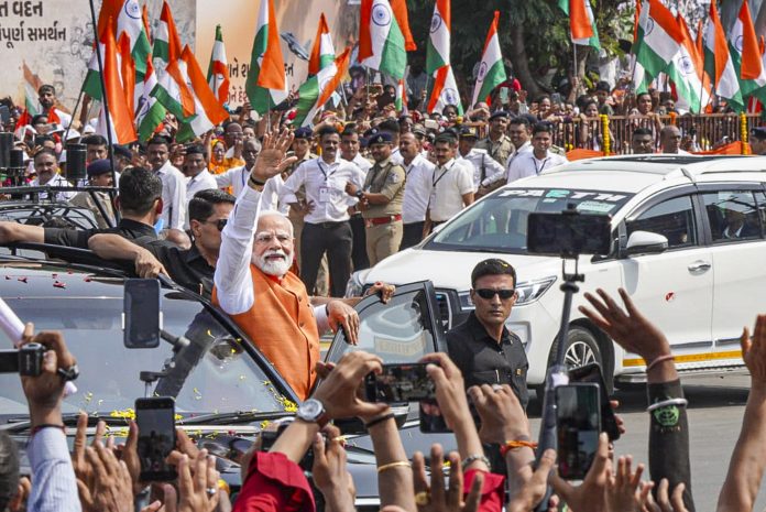 PM Modi Road Show in Vadodara