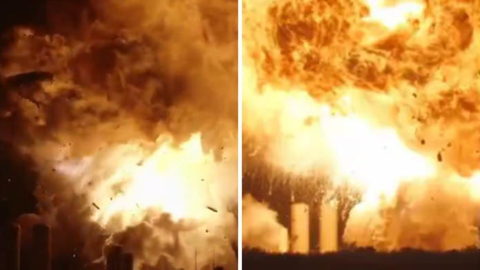 SpaceX Starship rocket blast