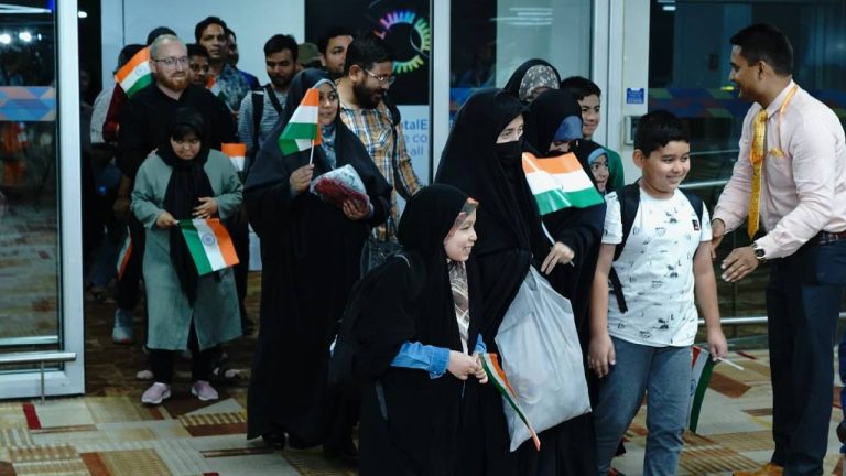 Operation Sindhu: ईरान से 272 नागरिकों की सुरक्षित वापसी, 3 नेपाली को भी निकाला, सीजफायर के बाद भारतीय दूतावास ने बंद किया अभियान
