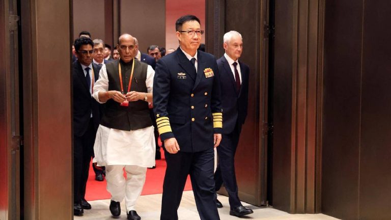 SCO Summit : राजनाथ सिंह ने एससीओ के बयान पर हस्ताक्षर करने से किया मना, कहा- आतंकवादी गतिविधियों से निपटने के लिए कोई दृष्टिकोण नहीं