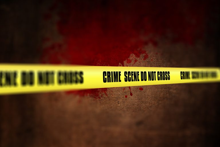 बाल कटवाने के लिए डांट लगाने से नाराज 2 छात्रों ने कर दी स्कूल प्रिंसिपल की हत्या, चाकू से वारकर उतारा मौत के घाट