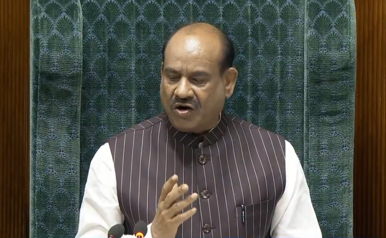 Parliament Monsoon Session: विपक्ष के हंगामे पर लोकसभा स्पीकर ओम बिरला को आया गुस्सा, बोले-‘संसद में सड़क जैसा व्यवहार-आचरण’